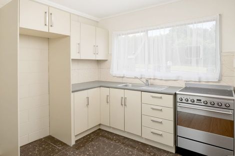 Photo of property in 5/106 West Coast Road, Glen Eden, Auckland, 0602