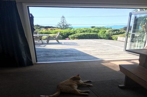 Photo of property in 6 Te Ara Road, Pukerua Bay, 5026