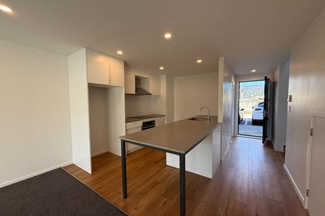 Photo of property in 6/27 Main Road, Wainuiomata, Lower Hutt, 5014
