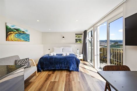 Photo of property in 32 Cavendish Square, Strathmore Park, Wellington, 6022