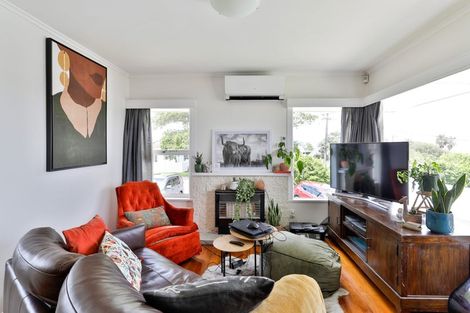 Photo of property in 1/60 Church Street, Northcote Point, Auckland, 0627