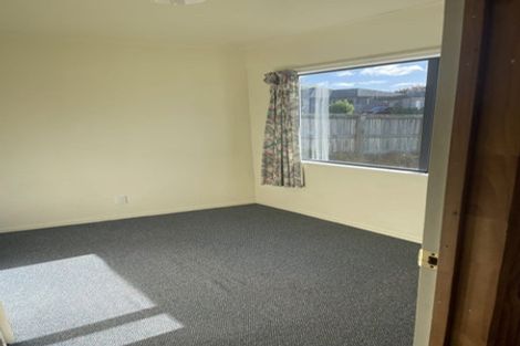 Photo of property in 1/51d Forest Road, Henderson, Auckland, 0612