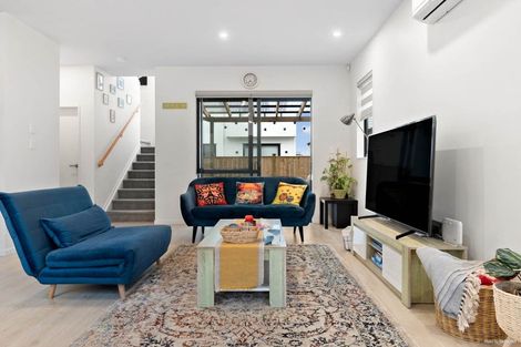 Photo of property in 28 Tumu Road, Papakura, 2110