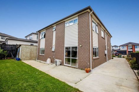 Photo of property in 22 Te Aramanu Crescent, Papakura, 2110