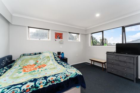 Photo of property in 52 Lawrence Crescent, Hillpark, Auckland, 2102