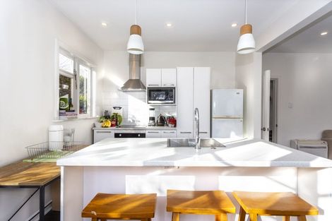 Photo of property in 52 Paparoa Street, Papanui, Christchurch, 8053