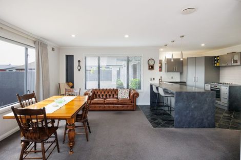 Photo of property in 11 Majestic Way, Kelvin Grove, Palmerston North, 4414