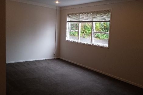 Photo of property in 1/36 Knightsbridge Drive, Forrest Hill, Auckland, 0620