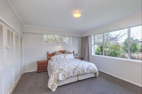 Photo of property in 208 Lindsay Road, Levin, 5510