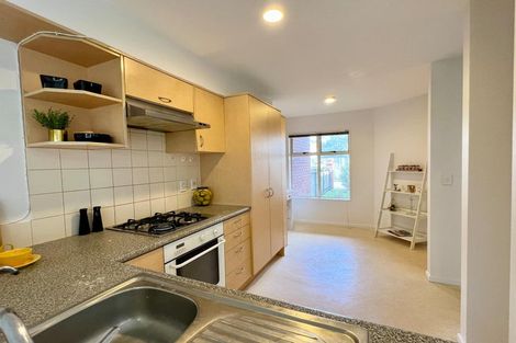 Photo of property in 2/23 Charlenne Close, Ranui, Auckland, 0612