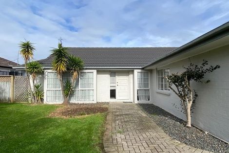 Photo of property in 6 Palmcrest Grove, Highland Park, Auckland, 2010