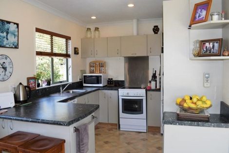 Photo of property in 57b Kirk Street, Otaki, 5512