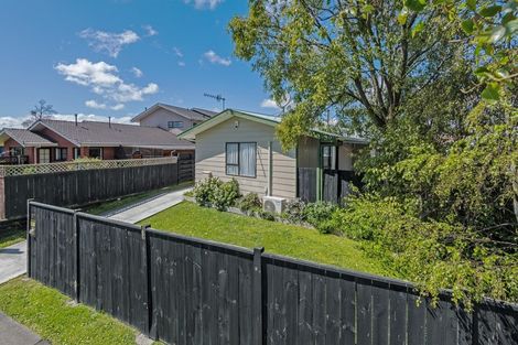 Photo of property in 37 Suzanne Grove, Kelvin Grove, Palmerston North, 4414