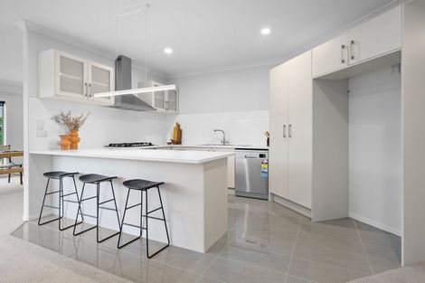 Photo of property in 35 Carnation Court, Cambridge, 3434