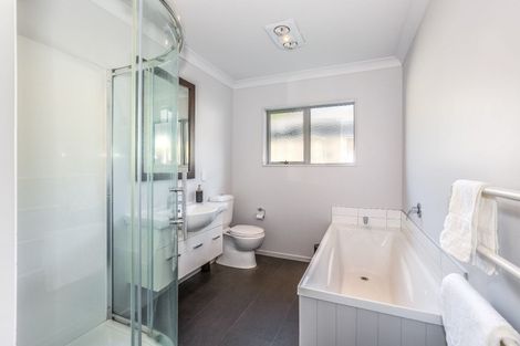 Photo of property in 9 Spritsail Place, Whitby, Porirua, 5024