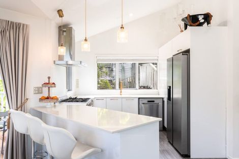 Photo of property in 51a Maungaraki Road, Korokoro, Lower Hutt, 5012