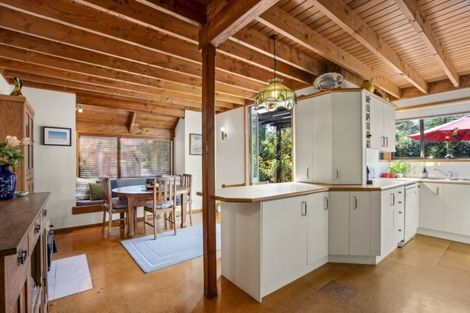 Photo of property in 24 Blundell Place, Chatswood, Auckland, 0626