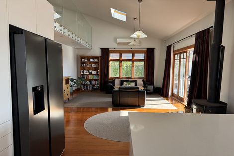 Photo of property in 18 Bayview Road, Hauraki, Auckland, 0622