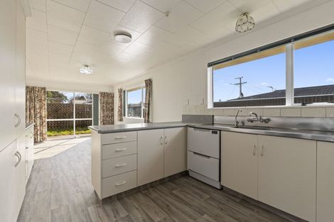 Photo of property in 2a Hamlet Street, Stratford, 4332