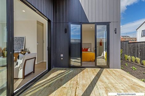 Photo of property in 29 Paretao Street, Massey, Auckland, 0614