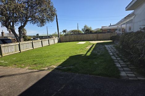 Photo of property in 10 Freyberg Crescent, Pukekohe, 2120