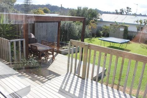 Photo of property in 64 Beach Haven Road, Beach Haven, Auckland, 0626