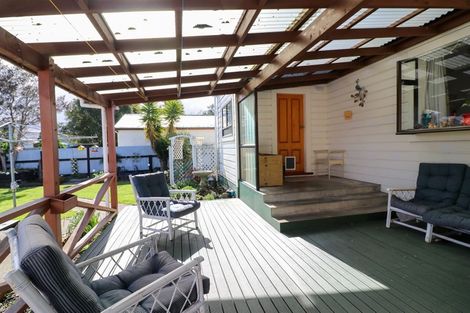 Photo of property in 10 Grant Street, Dannevirke, 4930