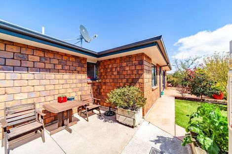 Photo of property in 23 Belgrove Drive, Waipukurau, 4200