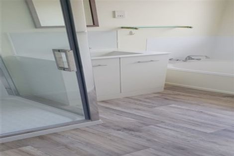 Photo of property in 2/21 Calluna Crescent, Totara Heights, Auckland, 2105