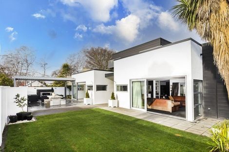 Photo of property in 107 Gardiners Road, Harewood, Christchurch, 8051