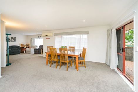 Photo of property in 21 Parnell Heights Drive, Kelvin Grove, Palmerston North, 4414