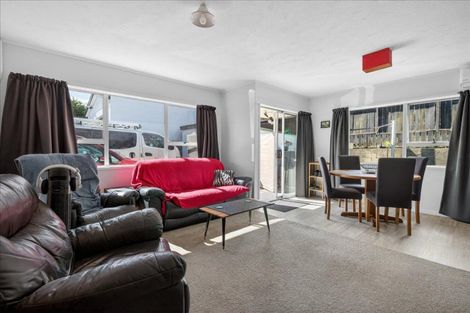 Photo of property in 11b Crombie Street, Bellevue, Tauranga, 3110