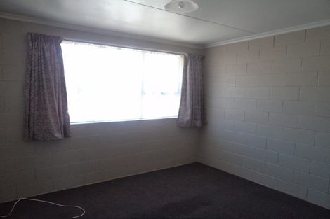 Photo of property in 2/7 Cameron Street, Papakura, 2110