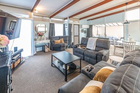 Photo of property in 107 Carlton Avenue, Tawhero, Whanganui, 4501