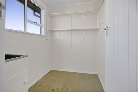 Photo of property in 22 Whitcombe Road, Opunake, 4616