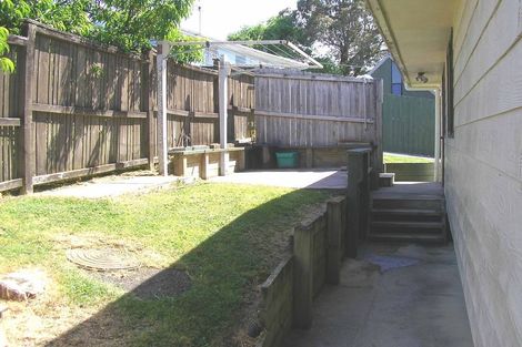Photo of property in 15 Sabot Place, Massey, Auckland, 0614