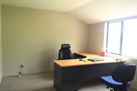 Photo of property in 1 Mana Lane, Pinehill, Auckland, 0632