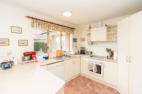 Photo of property in 28 Newfield Drive, Fairview Downs, Hamilton, 3214