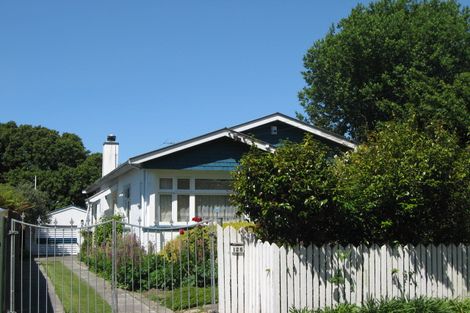 Photo of property in 126 Stapletons Road, Richmond, Christchurch, 8013