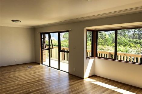 Photo of property in 1/3 Rae Road, Campbells Bay, Auckland, 0620