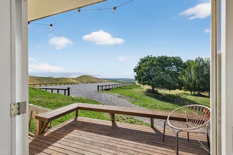 Photo of property in 1222 Taihape Road, Sherenden, Hastings, 4179