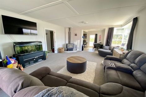 Photo of property in 6 Cossens Street, Balclutha, 9230