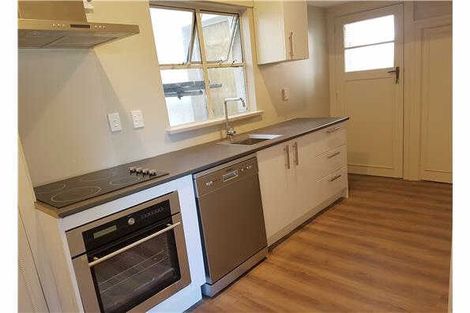 Photo of property in 4/952 Colombo Street, St Albans, Christchurch, 8014