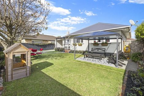Photo of property in 19a Pemberton Crescent, Greerton, Tauranga, 3112