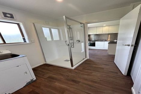 Photo of property in 2/27 St Georges Road, Avondale, Auckland, 0600