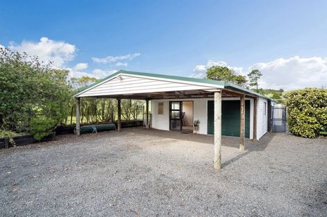 Photo of property in 124 Kanohi Road, Kaukapakapa, 0873