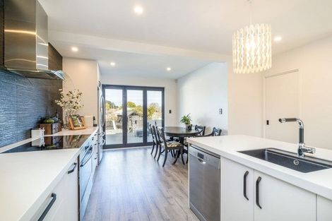 Photo of property in 313 Lake Terrace Road, Shirley, Christchurch, 8061