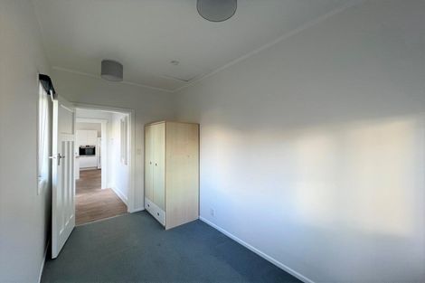 Photo of property in 22 Walker Road, Point Chevalier, Auckland, 1022