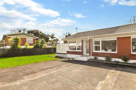 Photo of property in 1/38 Shakespeare Road, Milford, Auckland, 0620