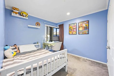 Photo of property in 4 Shankill Place, East Tamaki, Auckland, 2013